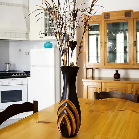 曼佐尼公寓 * 利卡斯戴勒