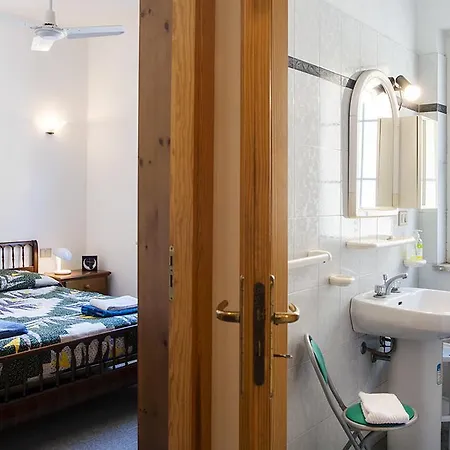 Manzoni * Le Castella (Calabria)